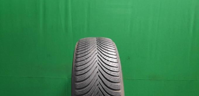 Michelin Alpin 5 215/60 R16