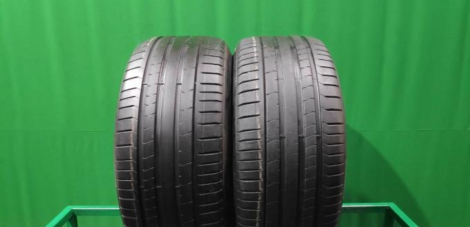 Pirelli P Zero PZ4 265/35 R20 201Y