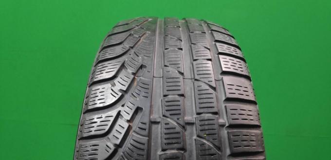 Pirelli Winter Sottozero 210 Serie II 235/55 R17