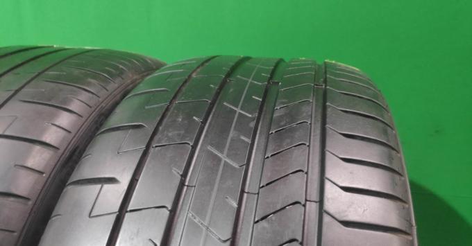 Pirelli P Zero PZ4 275/40 R20 106W