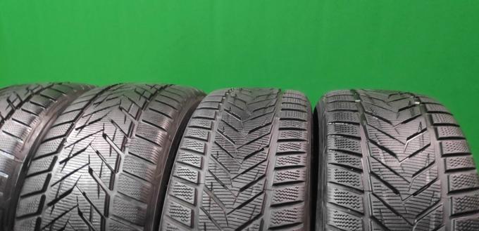 Vredestein Wintrac Xtreme 245/40 R19 98Y