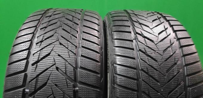 Vredestein Wintrac Xtreme 275/35 R19