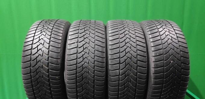 Esa-Tecar Super Grip 9 HP 215/55 R16