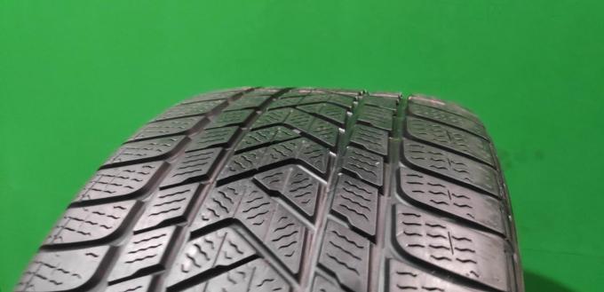 Pirelli Winter Sottozero 3 275/40 R18 103V