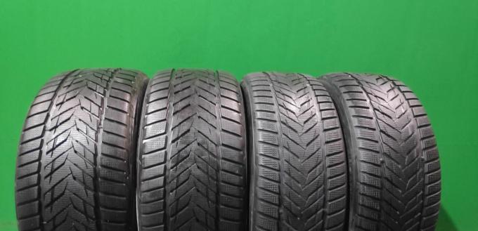 Vredestein Wintrac Xtreme 245/40 R19 98Y