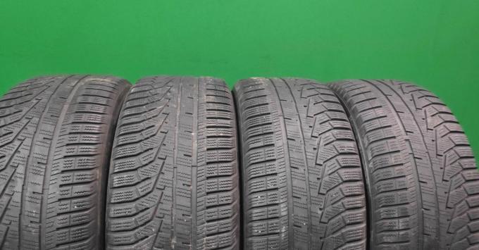 Hankook Winter I'Cept Evo2 W320 235/55 R17 99H