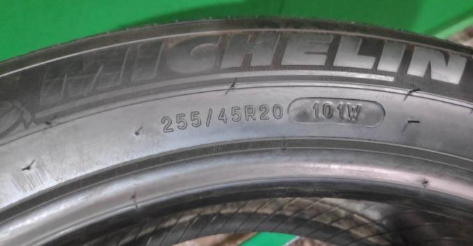 Michelin Latitude Sport 3 255/45 R20 101W