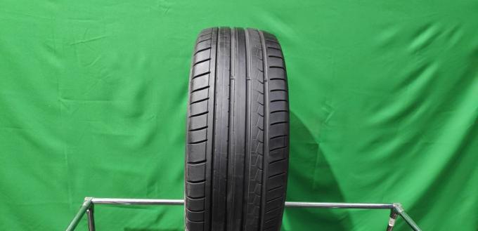 Dunlop SP Sport Maxx GT 235/60 R18 103W