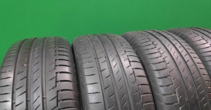 Continental PremiumContact 6 235/60 R18 107V