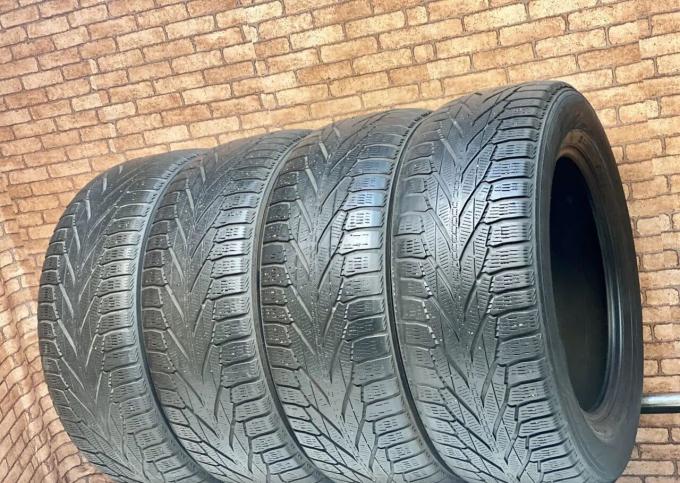 Nokian Tyres Hakkapeliitta R2 SUV 235/60 R17