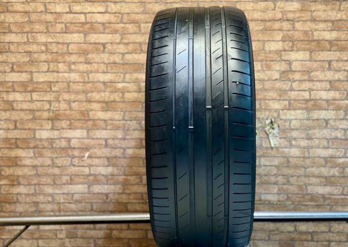 Kumho Ecsta PS71 275/45 R21