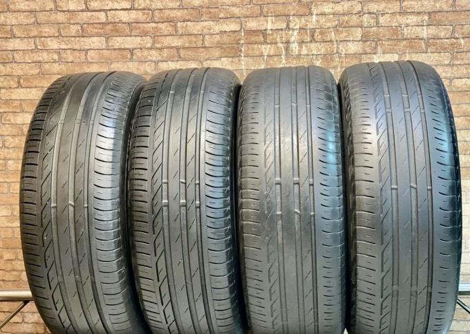 Bridgestone Turanza T001 215/60 R16