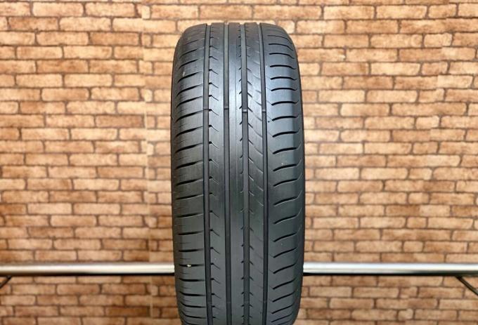 Goodyear EfficientGrip 235/55 R17