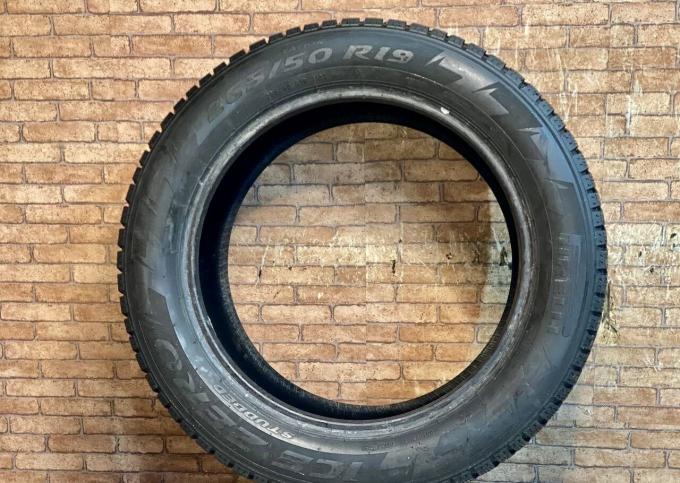 Pirelli Ice Zero 265/50 R19