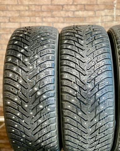 Nokian Tyres Hakkapeliitta 8 205/55 R16