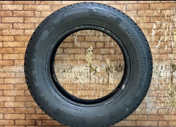 Nexen Winguard Ice 235/65 R17