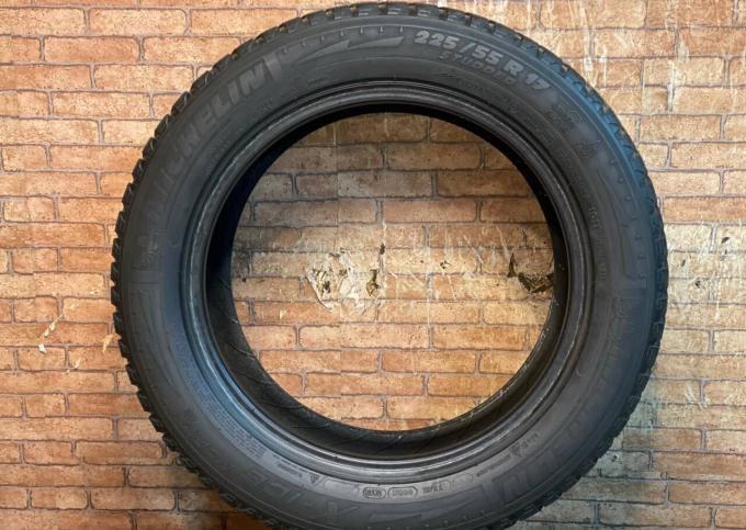 Michelin X-Ice North 2 225/55 R17