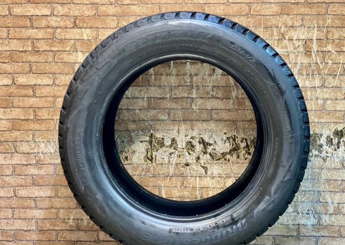 Bridgestone Blizzak DM-V2 235/60 R18 и 255/55 R18