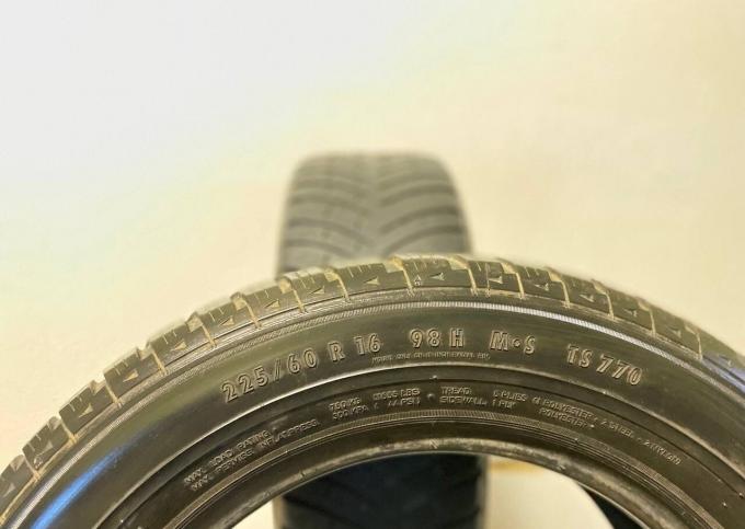 Continental ContiWinterContact TS 770 225/60 R16