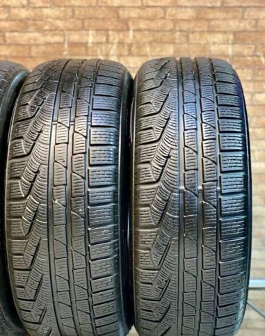 Pirelli Winter Sottozero 270 Serie II 225/55 R17