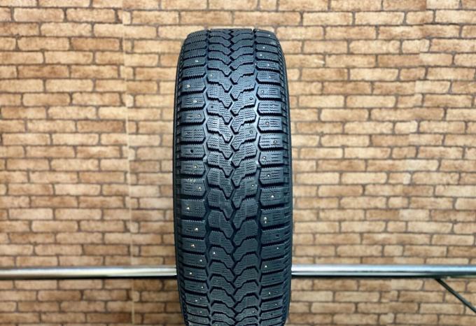 Yokohama Ice Guard F700Z 215/60 R17