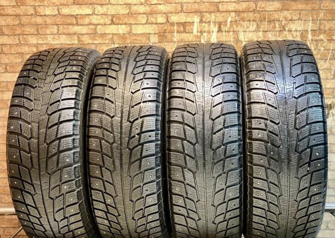 Michelin Latitude X-Ice North 215/60 R17