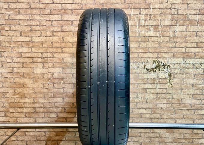 Yokohama Advan Sport V105 235/55 R20