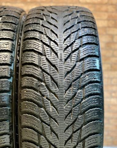 Nokian Tyres Hakkapeliitta R3 215/55 R18