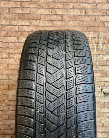 Pirelli Scorpion Winter 275/45 R21