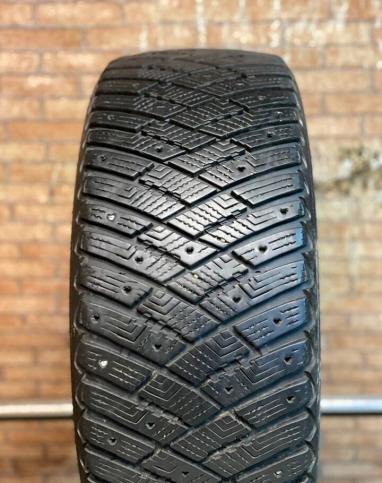 Goodyear Ultragrip Ice Arctic 215/55 R16