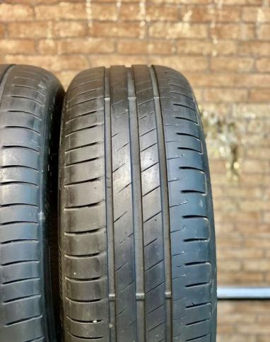 Goodyear EfficientGrip Performance 195/60 R15