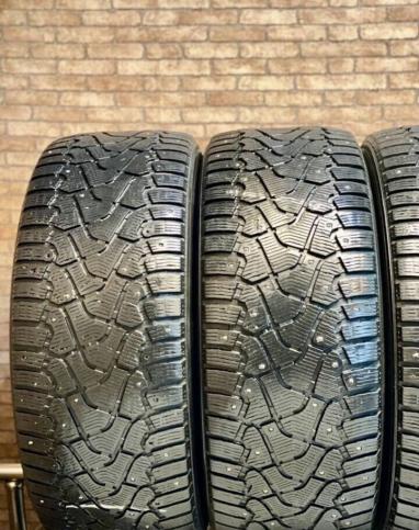 Pirelli Ice Zero 285/60 R18