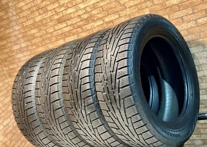 Nokian Tyres Hakkapeliitta R SUV 225/60 R17