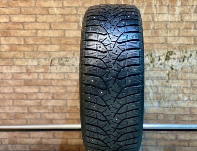 Bridgestone Blizzak Spike-02 215/55 R16