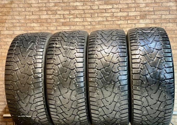 Pirelli Ice Zero 285/60 R18