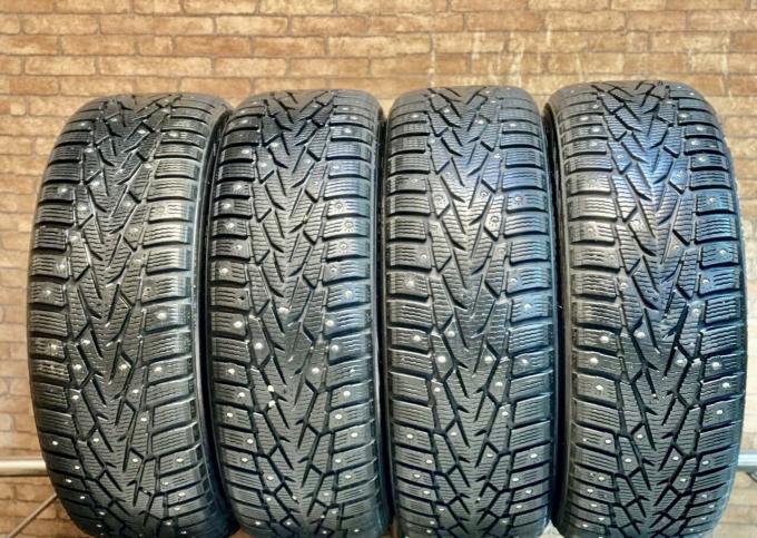 Nokian Tyres Hakkapeliitta 7 SUV 215/65 R16