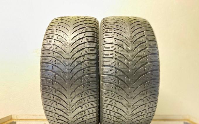 Nokian Tyres WR SUV 4 275/45 R20