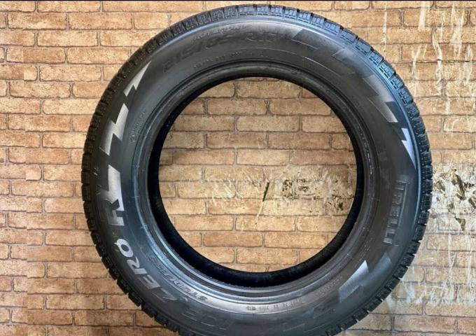 Pirelli Ice Zero FR SUV 215/65 R17