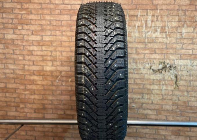 Goodyear UltraGrip 500 SUV 265/70 R16