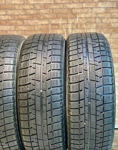 Yokohama Ice Guard Studless IG50 225/50 R17