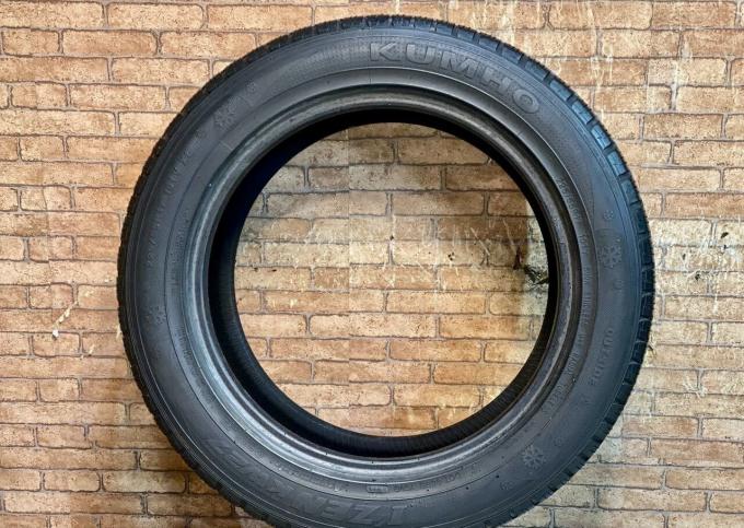 Kumho I'Zen KW27 225/55 R17