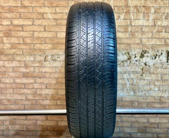 Michelin Latitude Tour HP 215/70 R16