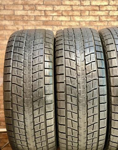 Dunlop Winter Maxx SJ8 285/60 R18