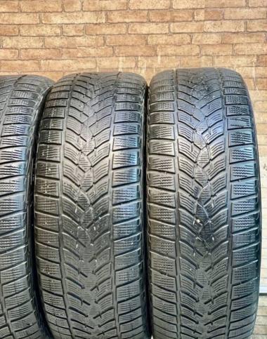 Goodyear UltraGrip Performance SUV Gen-1 235/55 R19