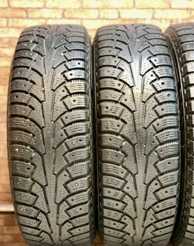 Nokian Tyres Hakkapeliitta 5 SUV 215/70 R16