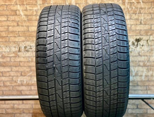 Hankook Winter I'Cept IZ W606 215/55 R17