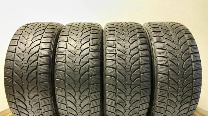 Bridgestone Blizzak LM-32 225/50 R17