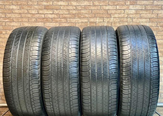 Michelin Latitude Tour HP 235/55 R17