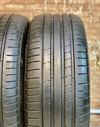 Pirelli P Zero PZ4 225/40 R19