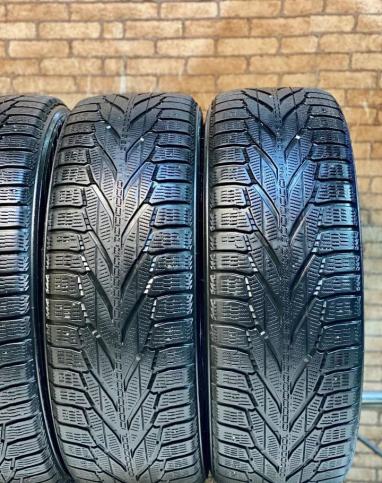 Nokian Tyres Hakkapeliitta R2 235/65 R17